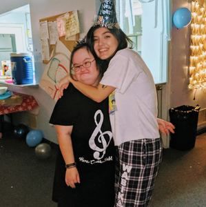 Meet your Posher, Chloe